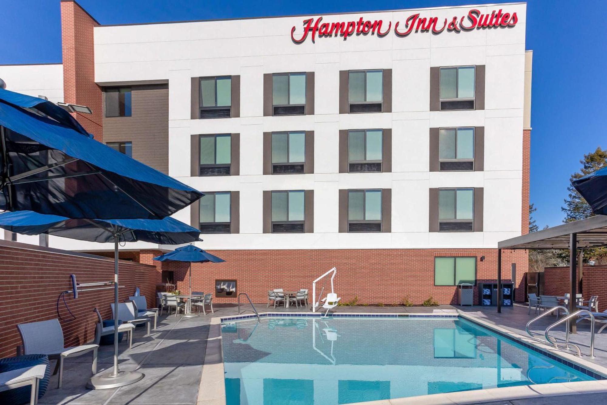 Hampton Inn & Suites Santa Rosa Sonoma Wine Country Exterior foto